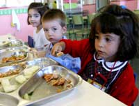 SALA SAN BORONDÓN, 13 OCTUBRE: Presentación Iniciativa legislativa Popular (ILP) sobre alimentos ecológicos en los comedores escolares.
